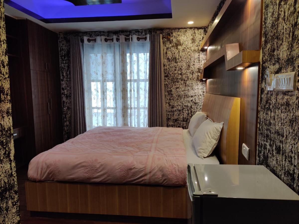 Hostmandu B&B Lalitpur Bagian luar foto