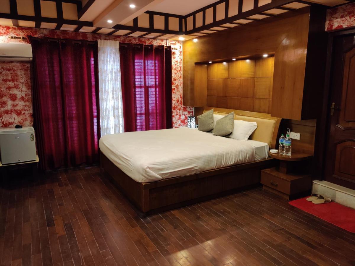 Hostmandu B&B Lalitpur Bagian luar foto