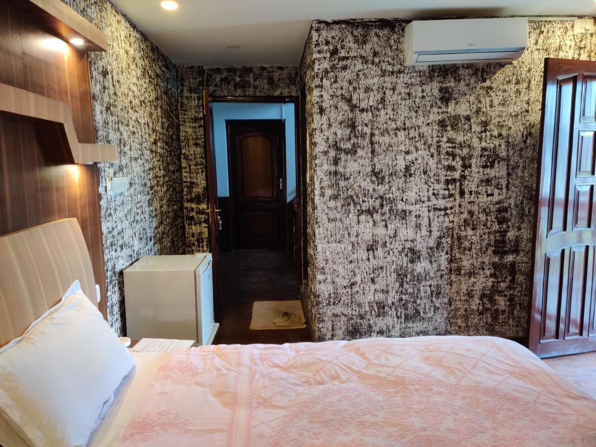 Hostmandu B&B Lalitpur Bagian luar foto