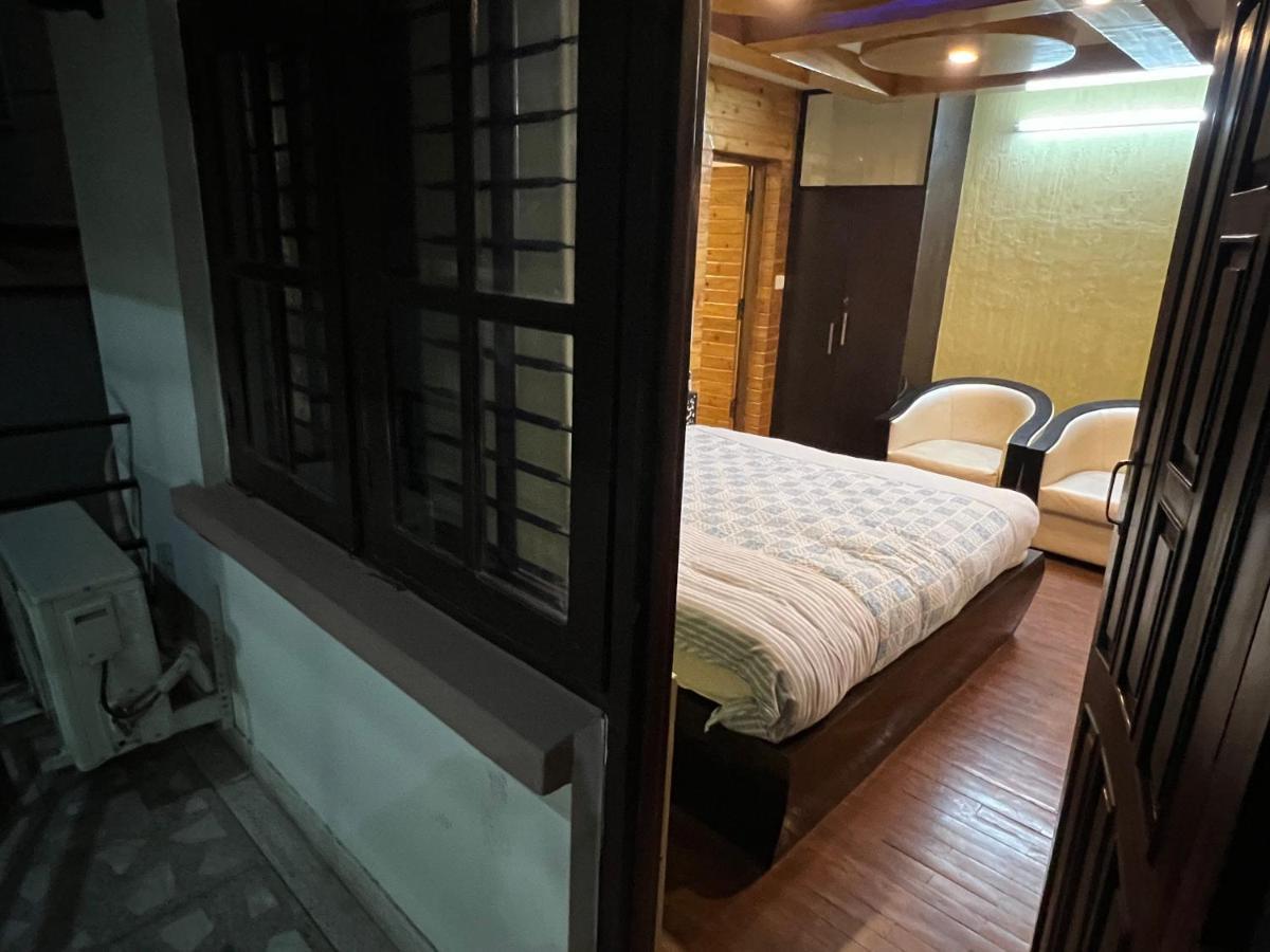 Hostmandu B&B Lalitpur Bagian luar foto
