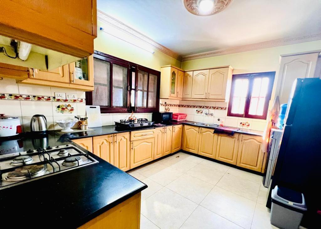Hostmandu B&B Lalitpur Bagian luar foto