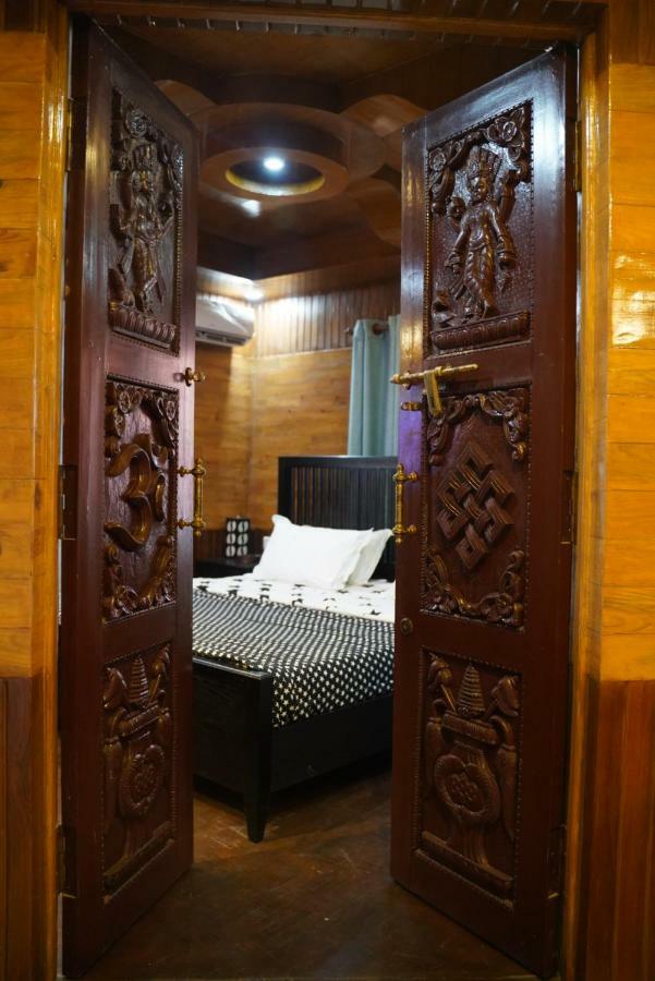 Hostmandu B&B Lalitpur Bagian luar foto