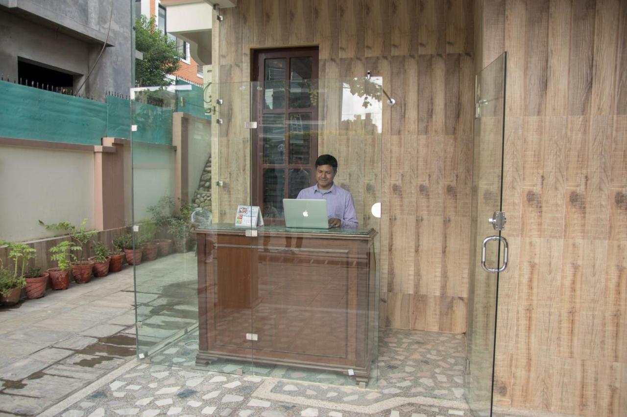 Hostmandu B&B Lalitpur Bagian luar foto